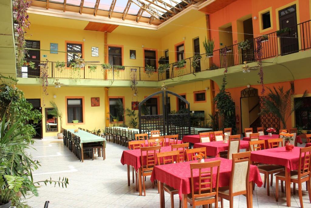 Penzion Grand Kosice Bagian luar foto